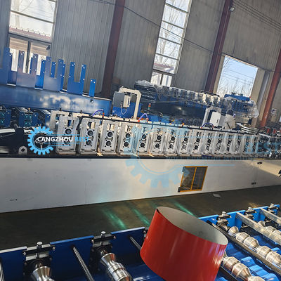 水力鉄のシャッタードアを作るロール形成マシン