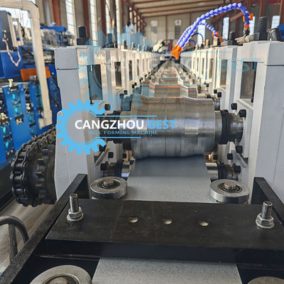 水力鉄のシャッタードアを作るロール形成マシン