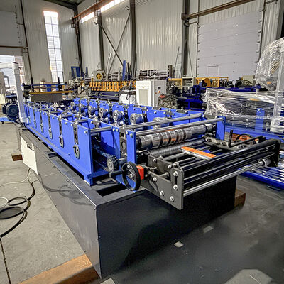 携帯用鋼鉄プロフィールのセルフ ロック自動 Kr24 立っているシームを作るロール成形機