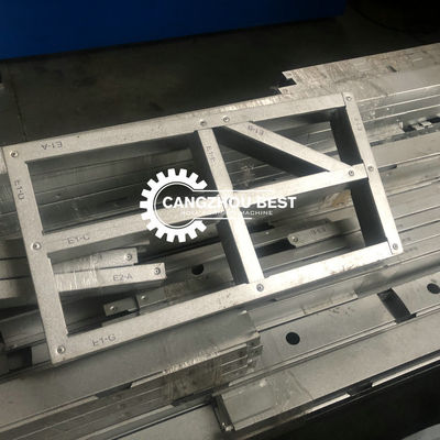 軽鋼別荘 高速7.5kW 建物 35m/Min 軽鋼機